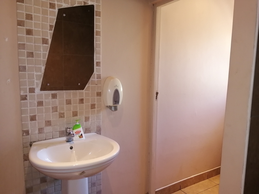 Commercial Property for Sale in Mosel Eastern Cape